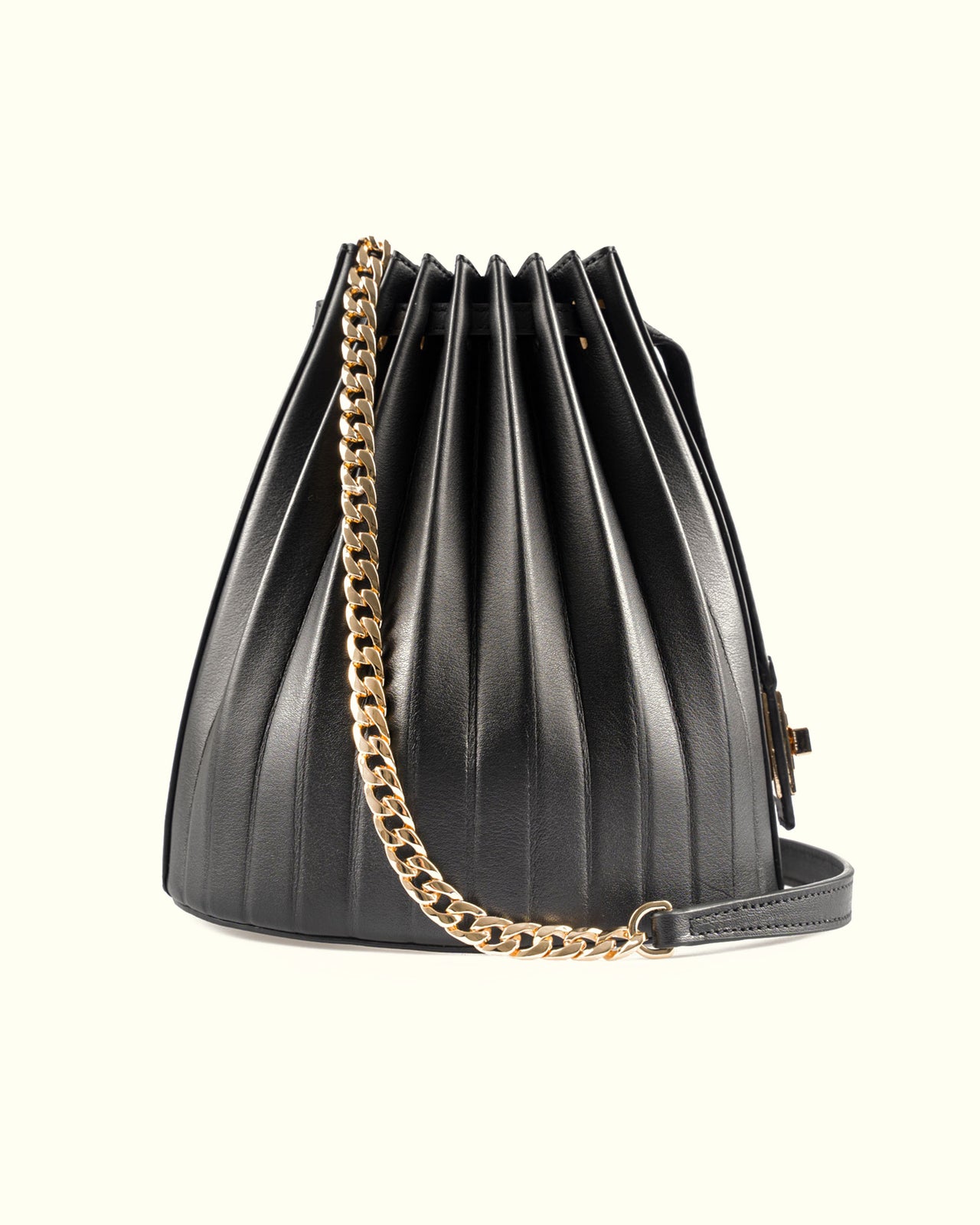 Flaum Bucket Bag Black