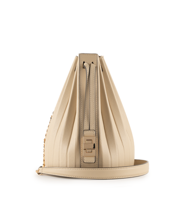 Flaum Bucket Bag Cream