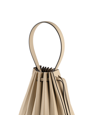 Flaum Bucket Bag Cream