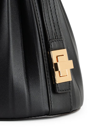 Flaum Bucket Bag Black